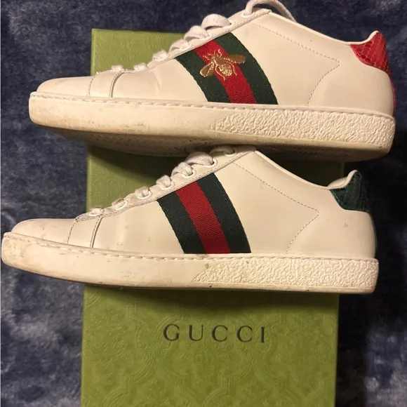Gucci ACE Sneakers with Web Stripe and Bee  🐝 - Picture 8 of 12